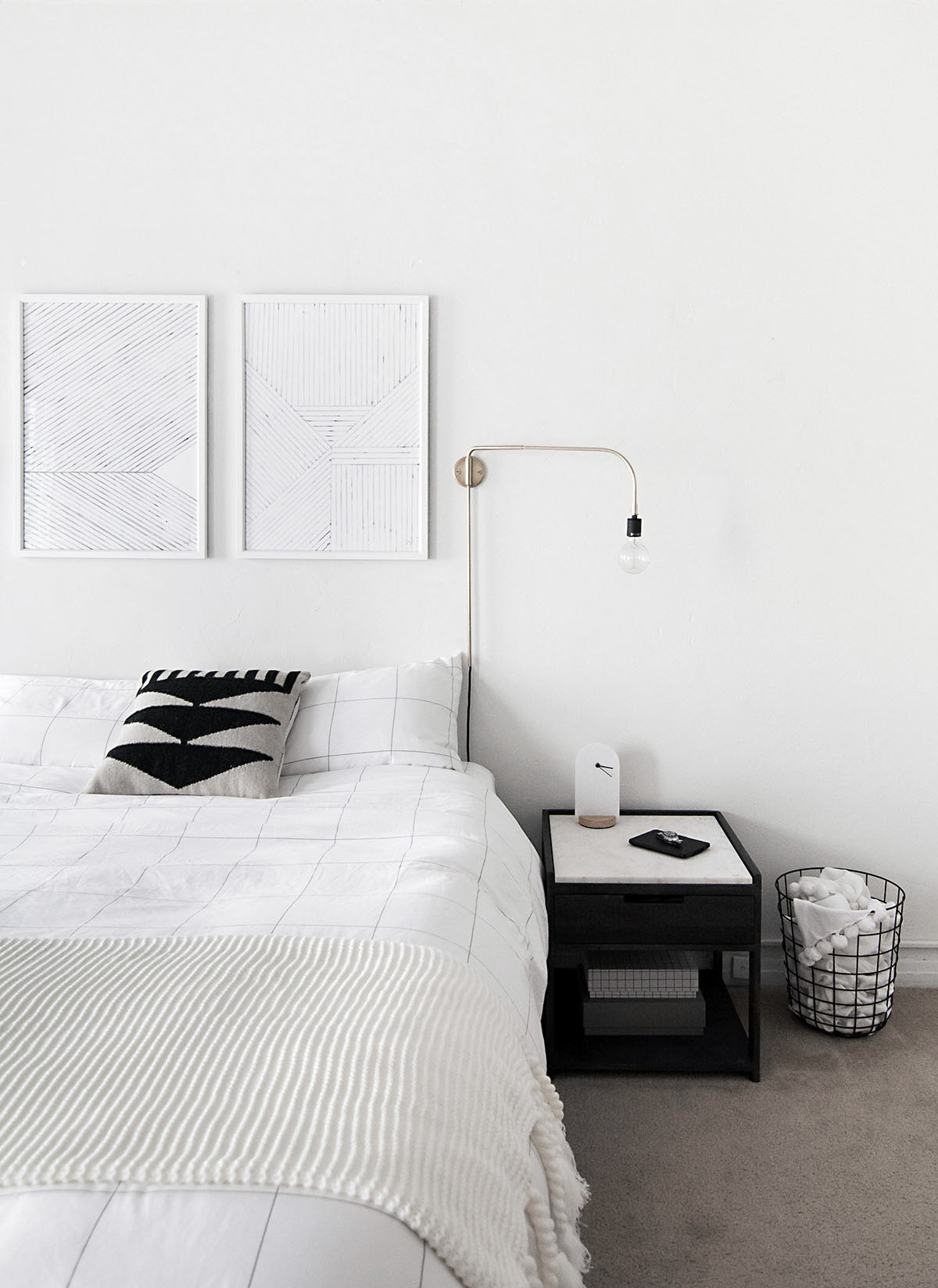 Creatice Black And White Minimalist Bedroom for Small Space