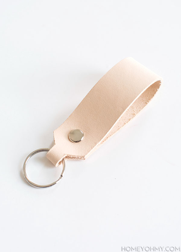 DIY Leather Loop Keychain