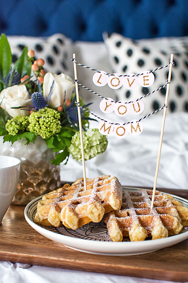 DIY Mini Mothers Day Garland