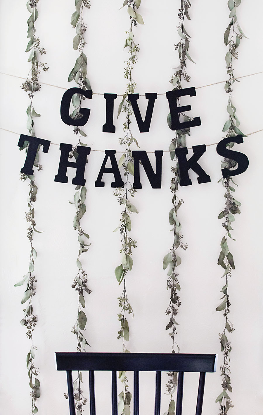 DIY "Give Thanks" Thanksgiving garland