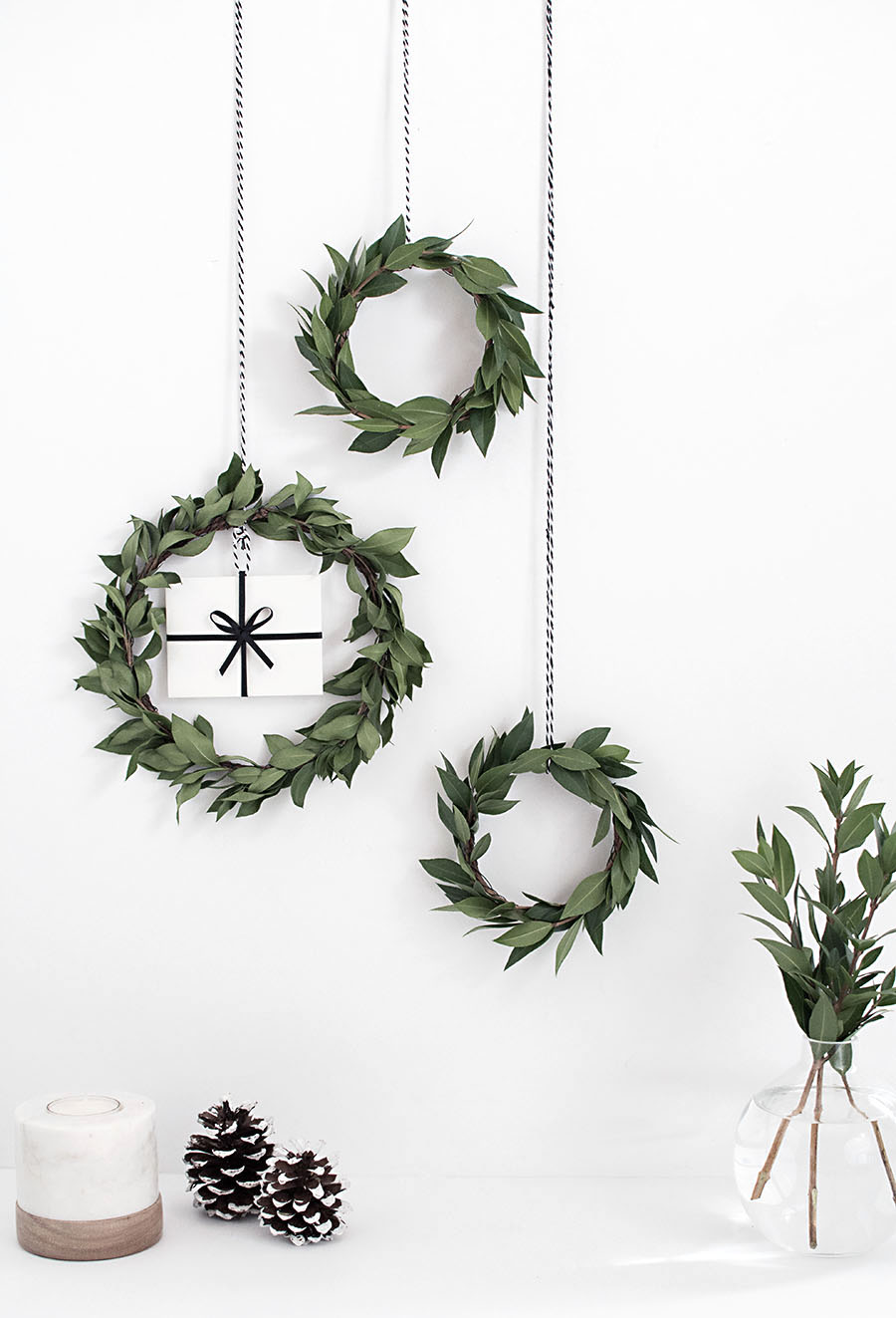 DIY gift card mini wreath - Homey Oh My!