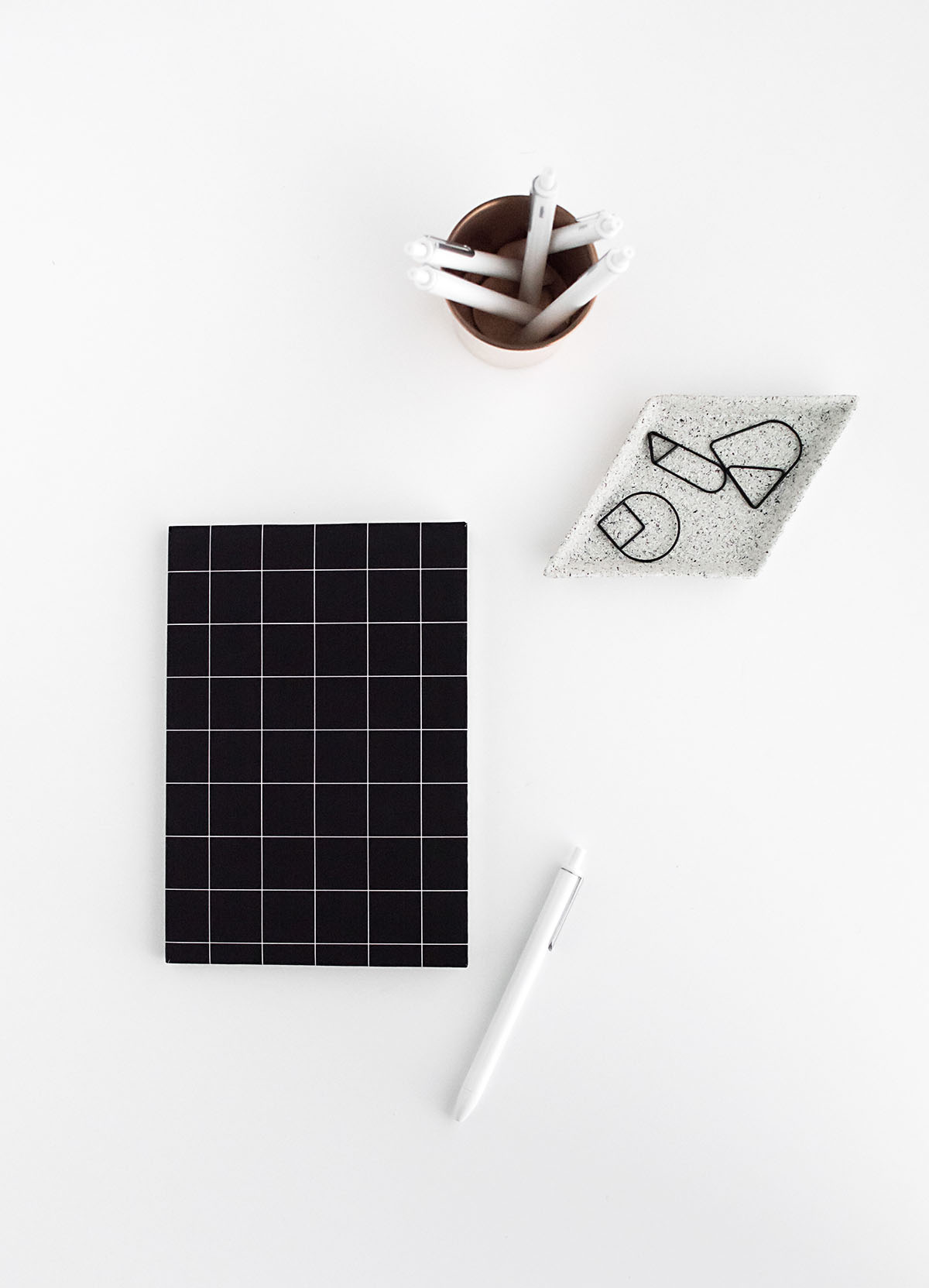 DIY black grid notebook cover- free printable