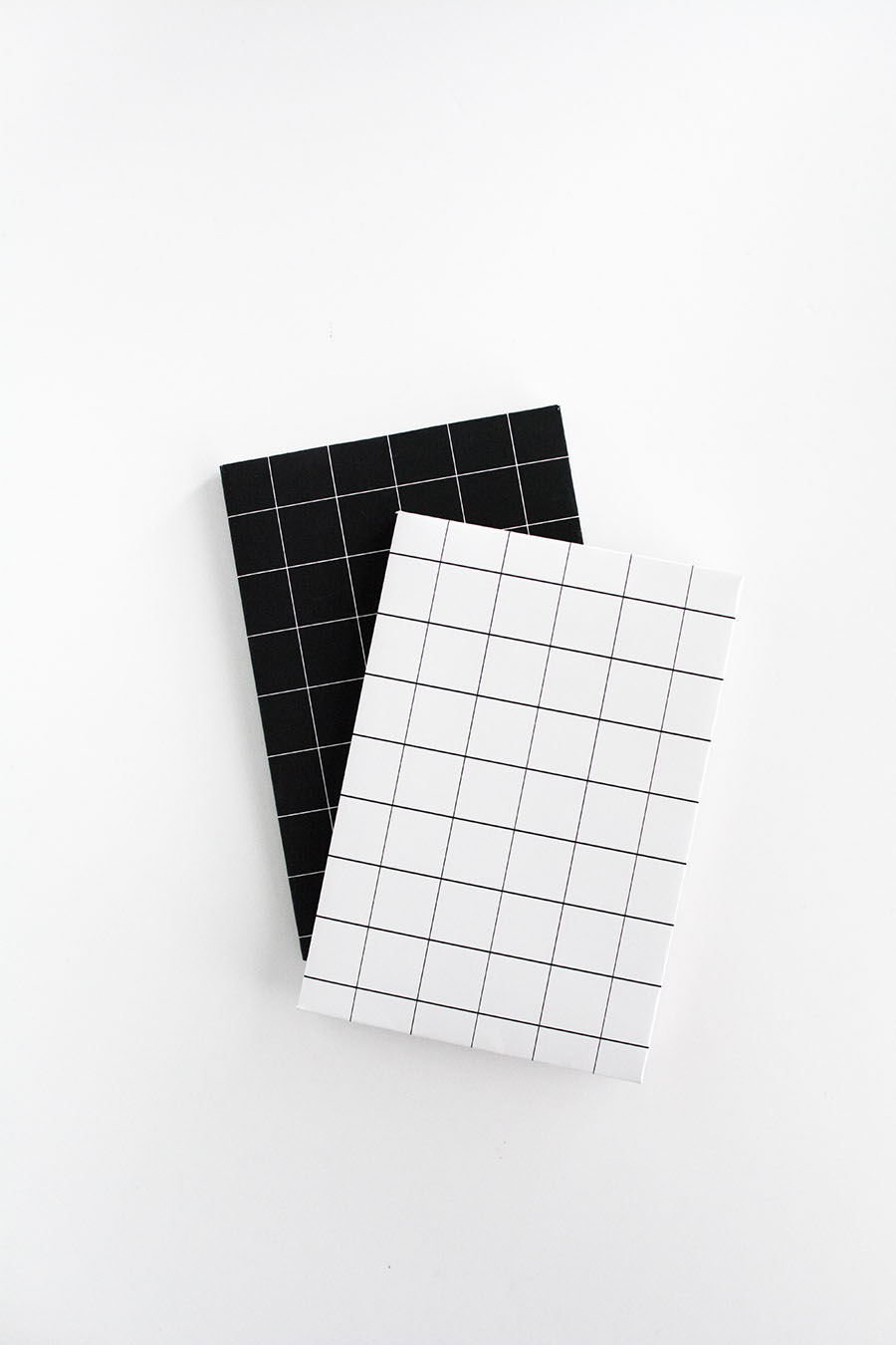 Grid notebooks DIY- free printables