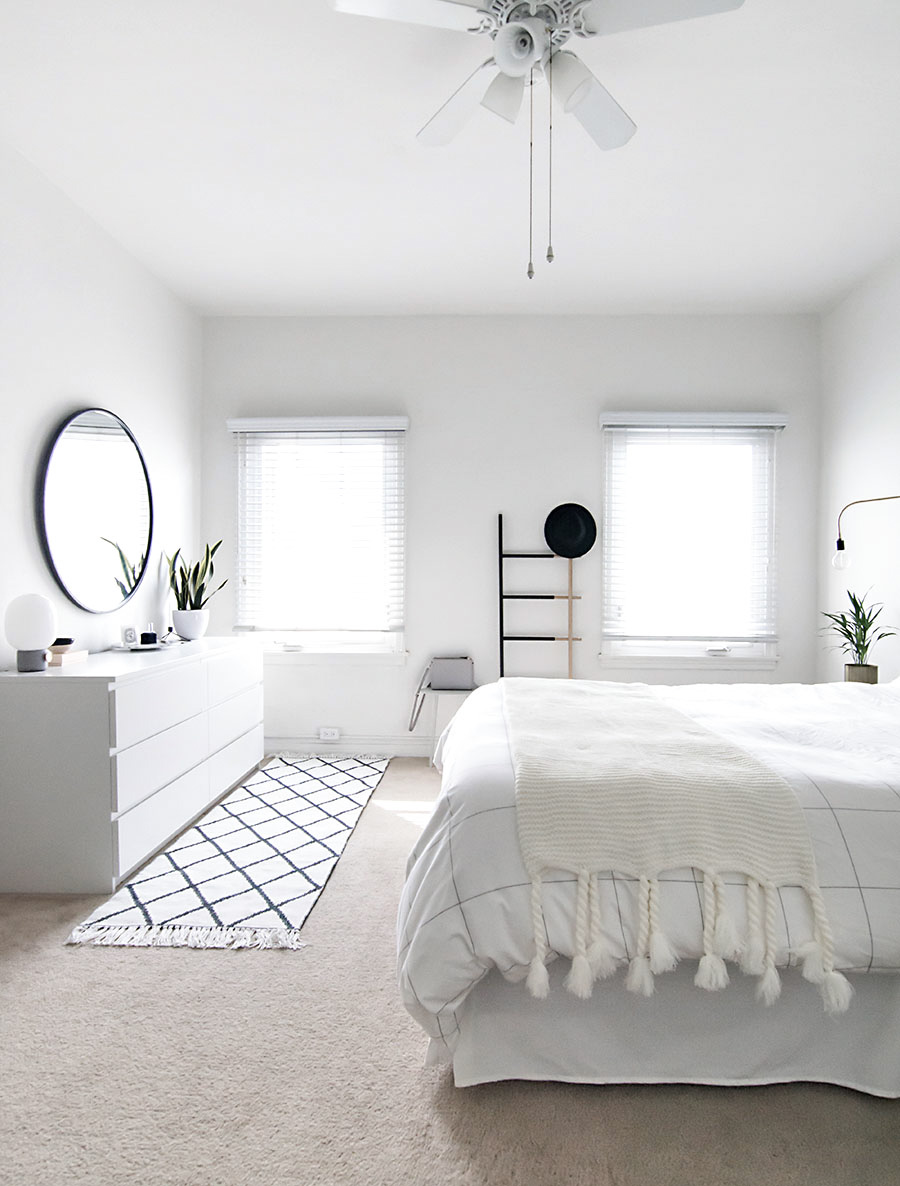 light minimal bedroom-2