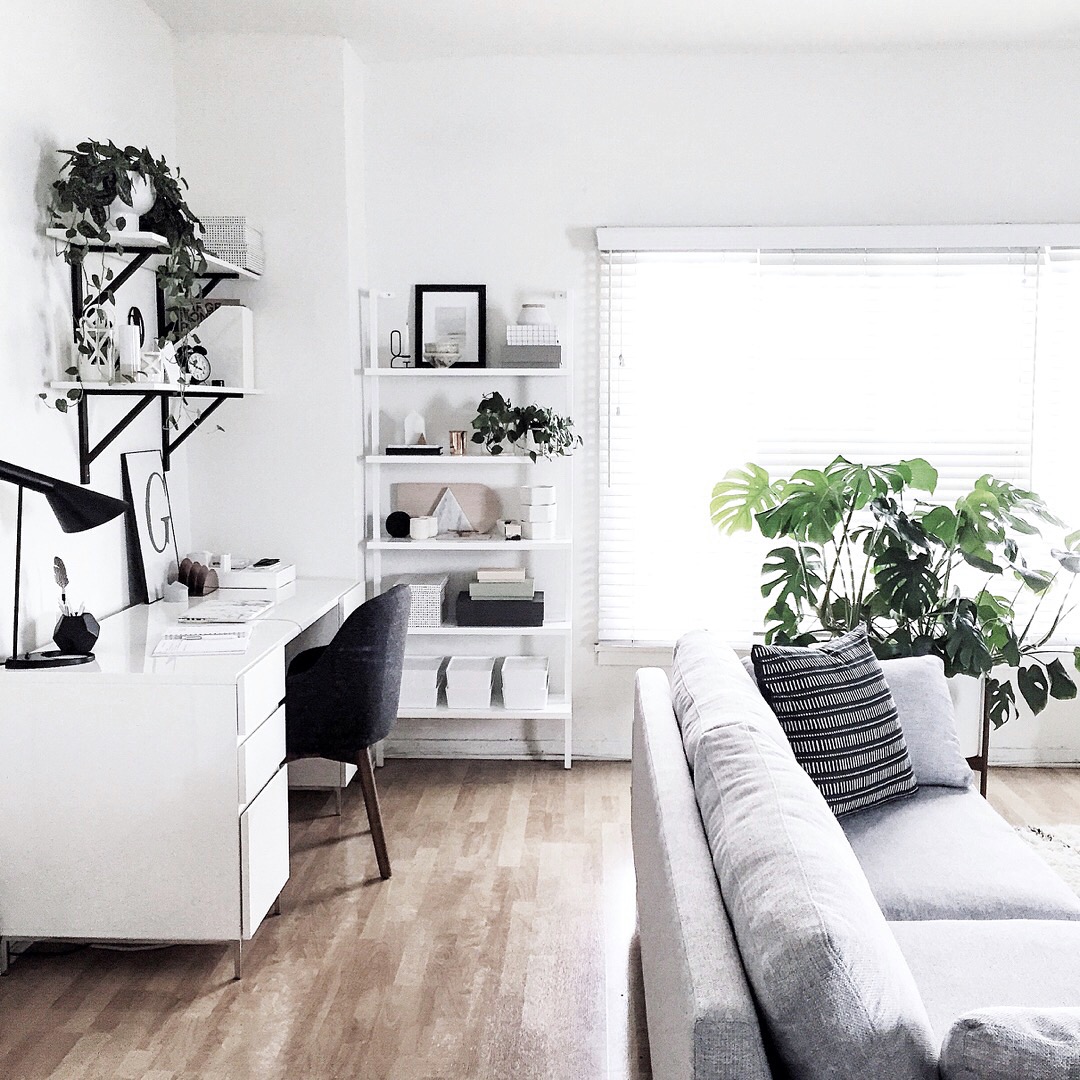 neutral-light-living-room