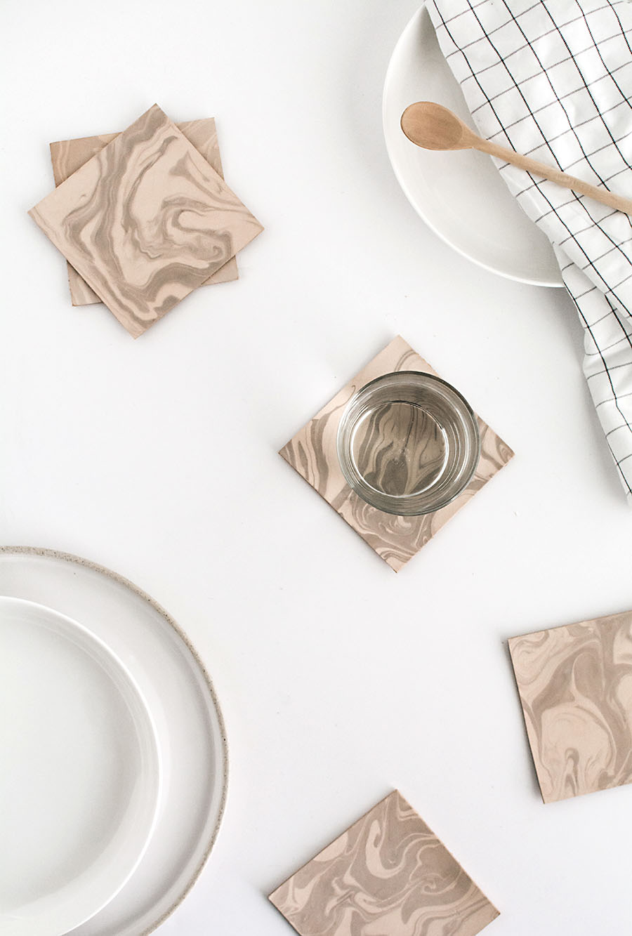 diy-marbled-leather-coasters