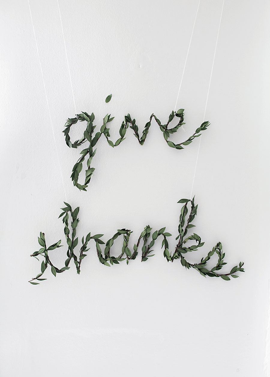 thanksgiving-greenery-garland-diy