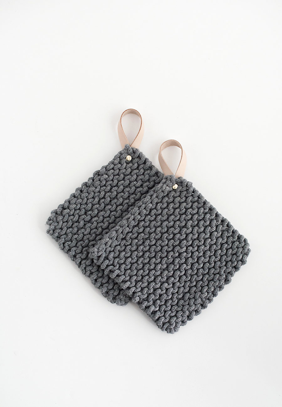knit-potholders-diy