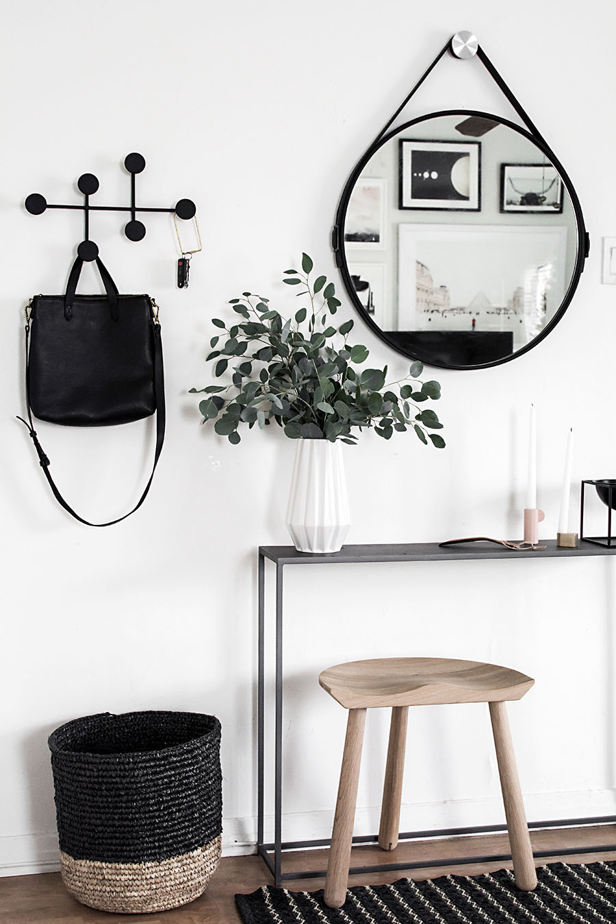 Small Space Entryway Homey Oh My