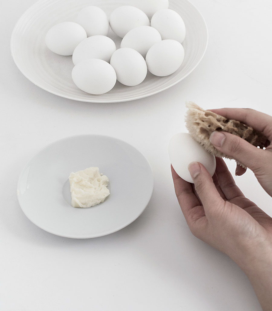 Картинка с сайта https://www.homeyohmy.com/diy-naturally-dyed-speckled-easter-eggs/ Картинка с сайта https://www.homeyohmy.com/diy-naturally-dyed-speckled-easter-eggs/