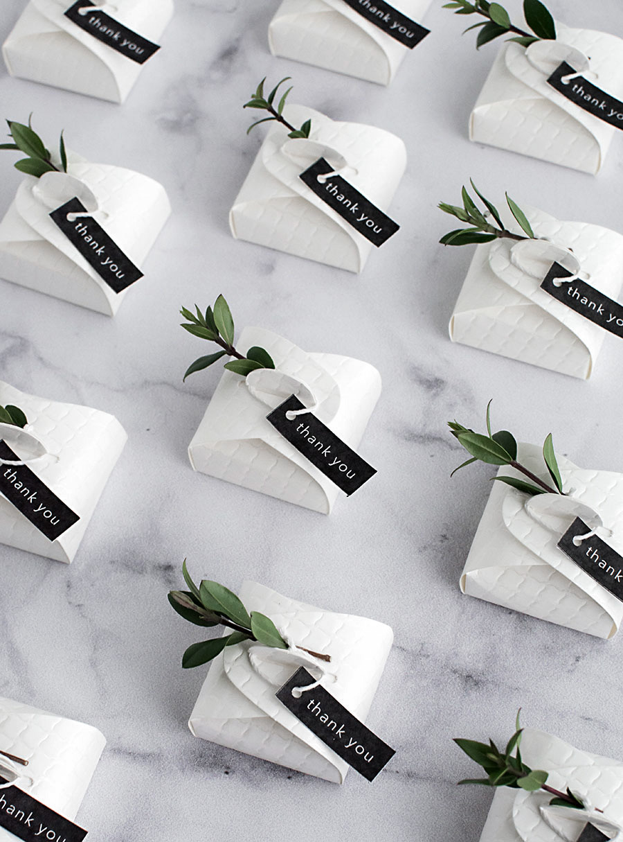 Cute DIY Wedding Favors