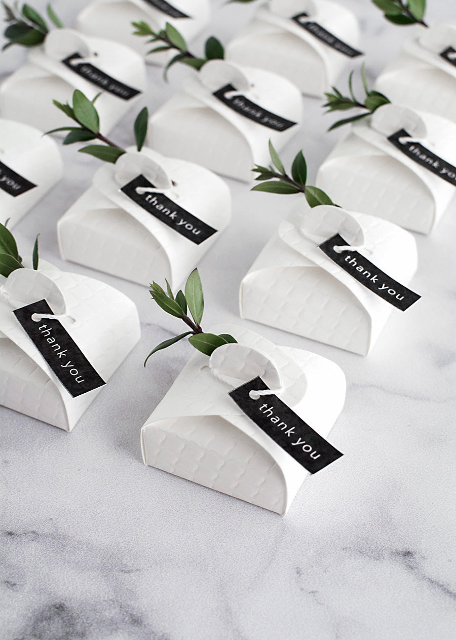 MODERN DIY WEDDING FAVORS - HOMEY OH MY