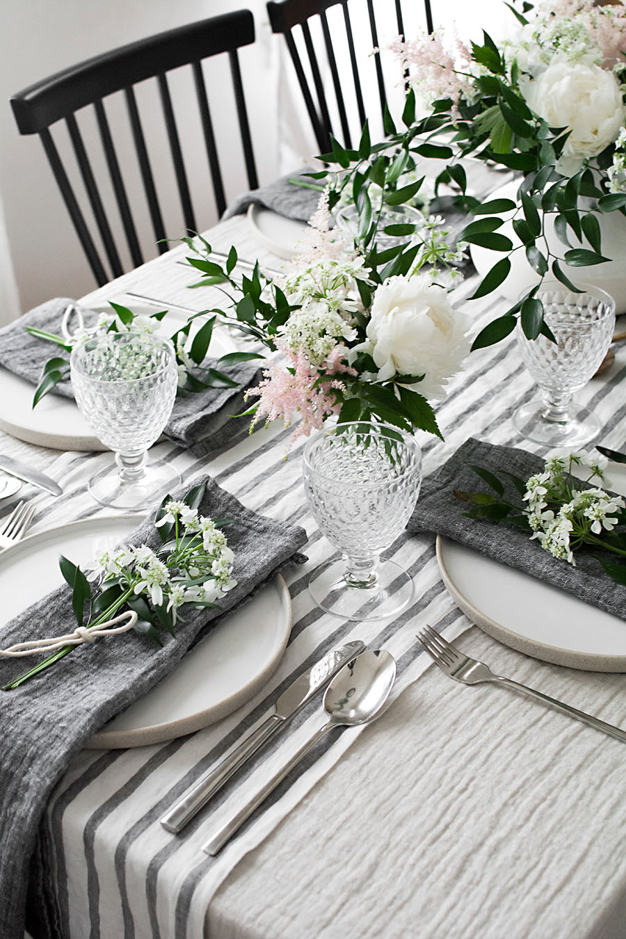tabletop linens - Homey Oh My