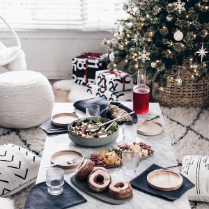 Simple Tips for Easy Holiday Entertaining