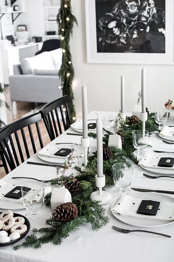Easy Ways to Set a Festive Holiday Table - Homey Oh My